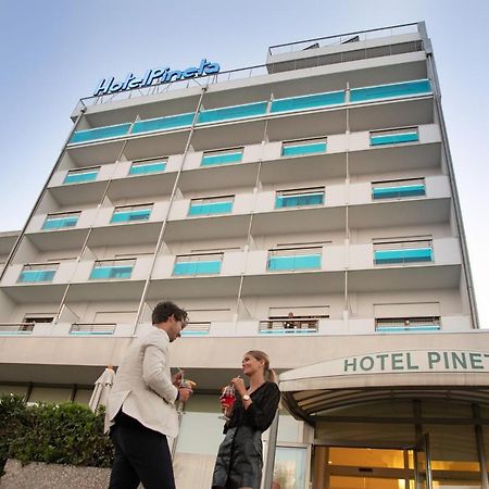 Hotel Pineta ซอตโตมารีนา ภายนอก รูปภาพ